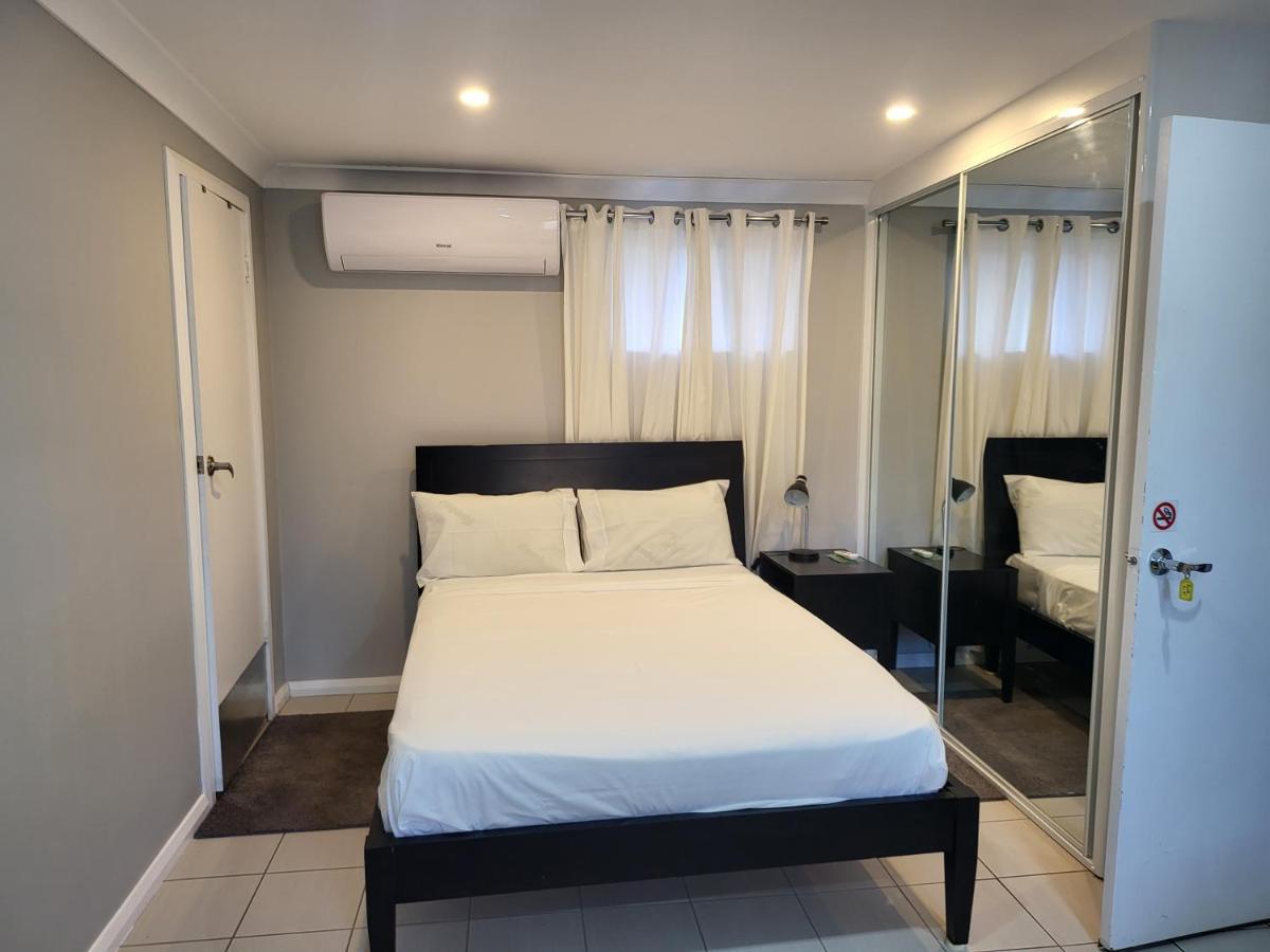 T&V Suites Windsor Kültér fotó