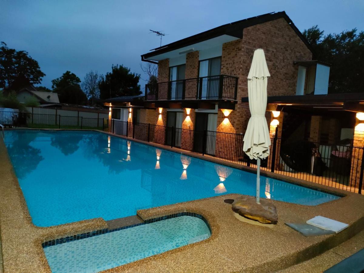 T&V Suites Windsor Kültér fotó